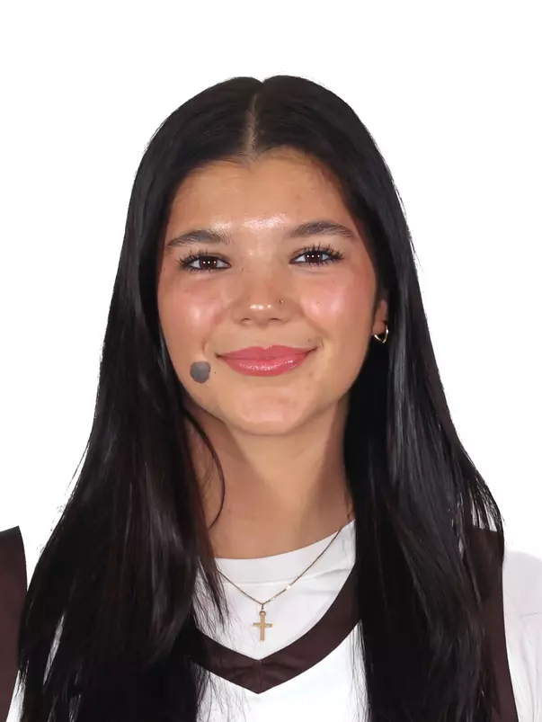 Charlotte Climenhage 2025-26 Headshot