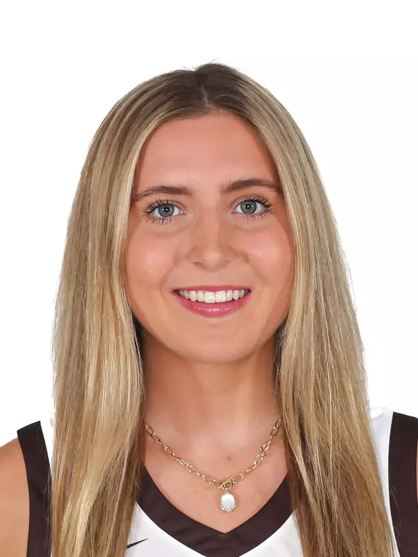 Lindsay Harzich 2025-26 Headshot