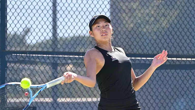 Women's Tennis Wraps Up 2025 Fall Season on Final Day of Big Green Invite
