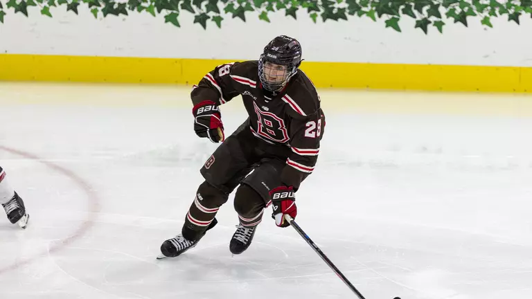 Men's Hockey Drops ECAC Matchup at No. 20 Harvard