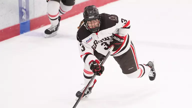 Women's Hockey Falls at Cornell, 6-2