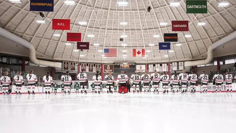 Women's Hockey Hosts Union in ECAC Opening Round