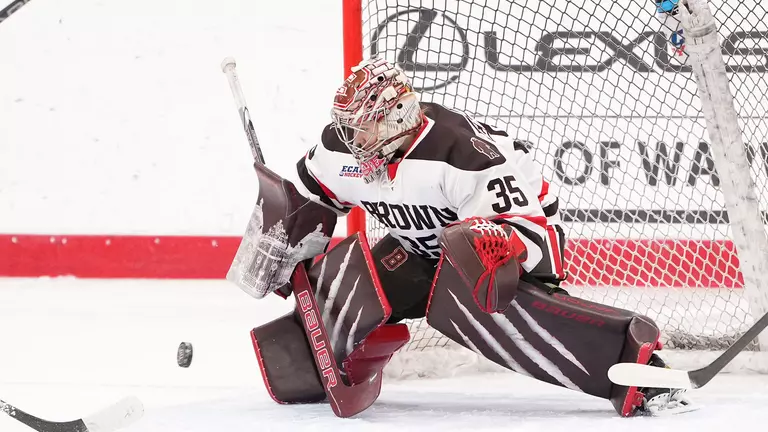 Women's Hockey Falls to Union in ECAC Opening Round, 2-0