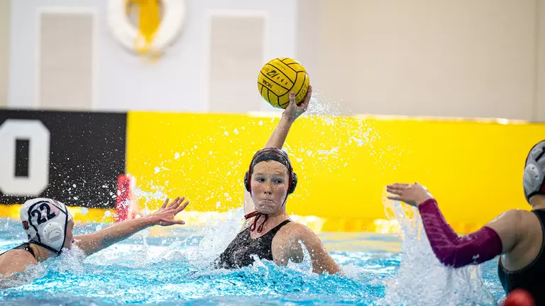 Women's Water Polo Splits Two Games to Close Harvard Invite