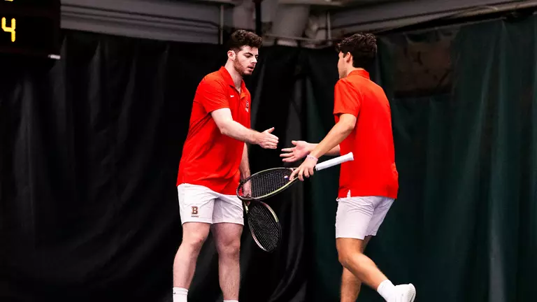 Men’s Tennis Ties All-Time Home Wins Record With Wins Over Le Moyne and Stonehill