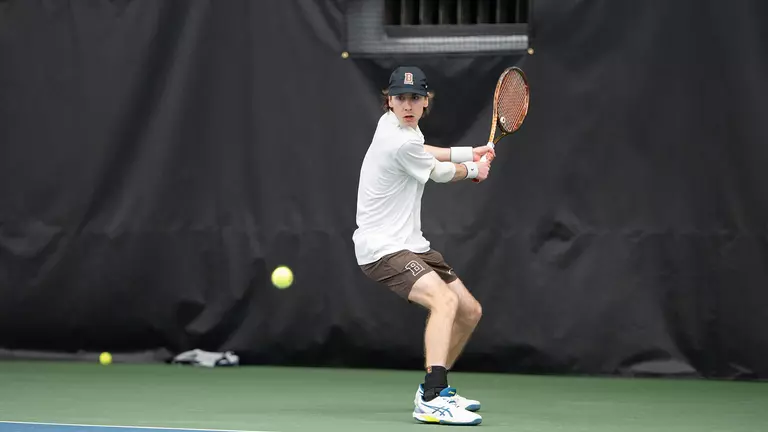 Men’s Tennis Falls 5-2 at No. 16 Harvard