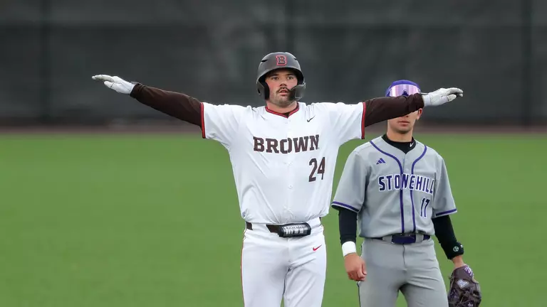 Baseball Falls in Non-League Tilt at Holy Cross