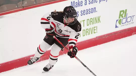 Monique Lyons Named to All-USCHO Rookie Team