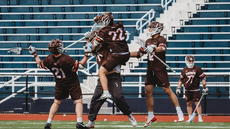 12 Bears Pick Up NEILA All-Academic Honors