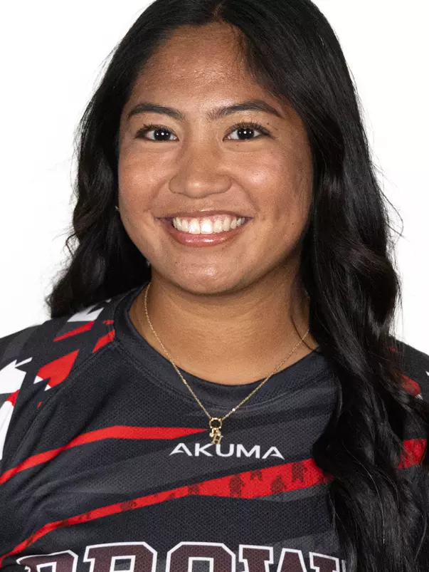 Hannah Cabarles Headshot