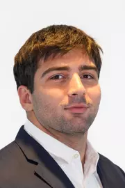 Alex Semenenko Headshot