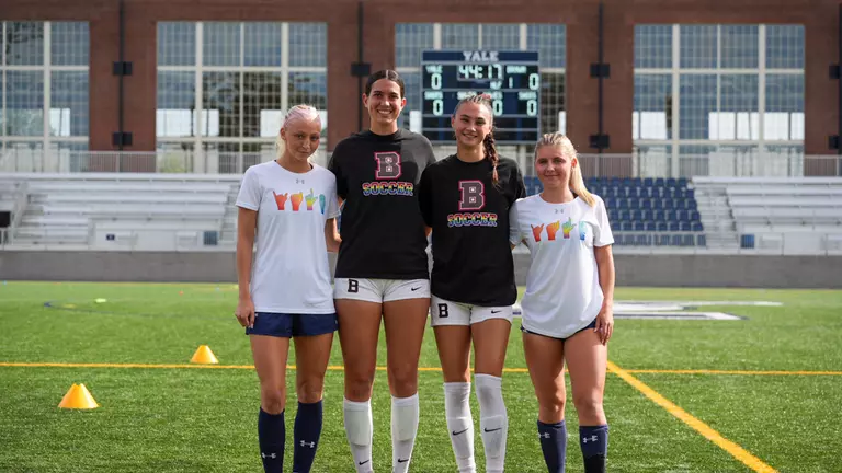 Women’s Soccer Defeats Yale 5-2 to Open Ivy League Play