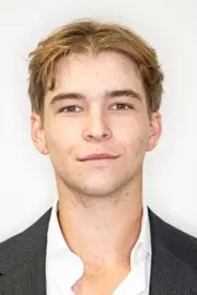 Zander Bravo