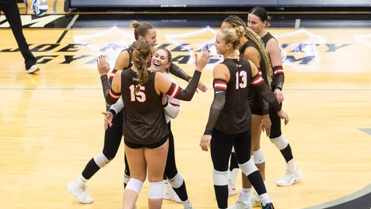 Volleyball Splits Saturday Matches with Sweep Over Rhode Island