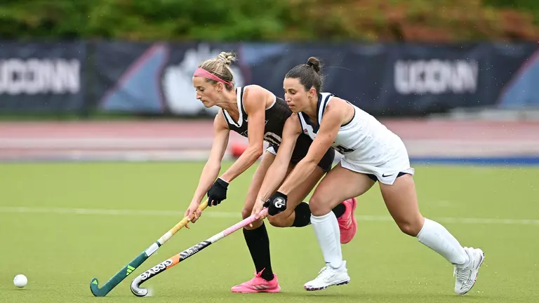 Field Hockey Concludes Opening Weekend with 3-2 Loss at No. 11 UConn