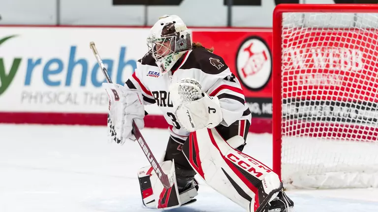 Zupkofska Named to WHCA Goalie of the Year Watch List