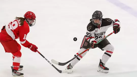 Women's Hockey Recap Avery Saba