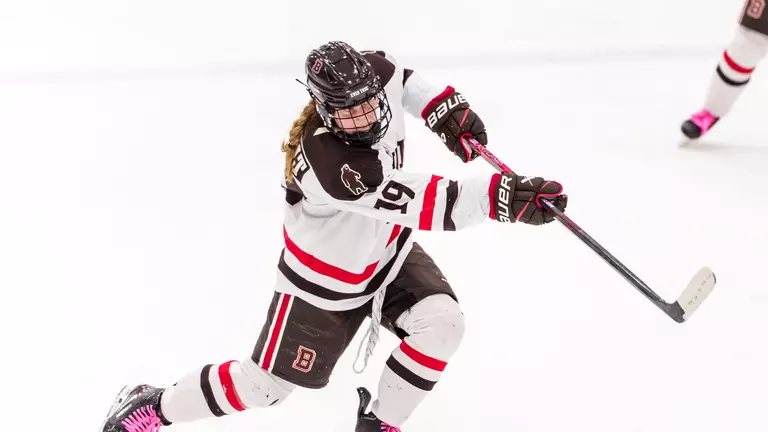 Women's Hockey Travels to Union and RPI for ECAC Matchups