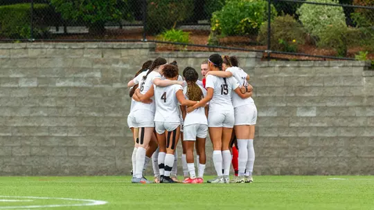 Women's Soccer Huddle Shot vs. Dartmouth
