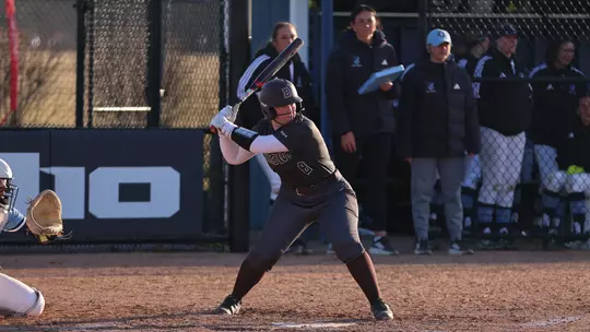 Softball Beats Yale, 4-1, to Start Weekend Series