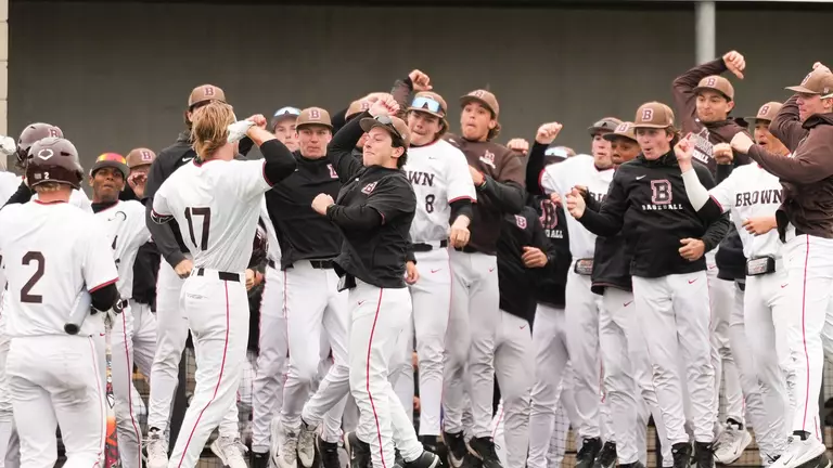 Baseball Splits Doubleheader with Columbia