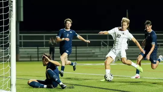 Lorenzo Amaral Game-Winning Goal Against Saint Peter's