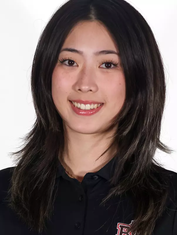 Angela Cai headshot
