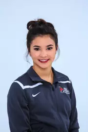 Samantha Santos