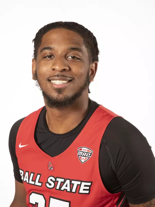 Chris Robinson headshot