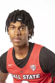 Miryne Thomas headshot