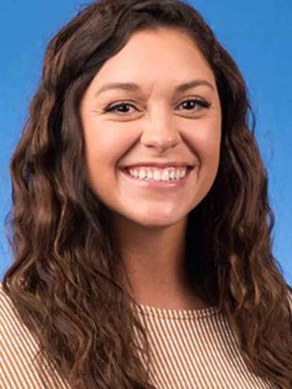 Tori Magner Head Shot