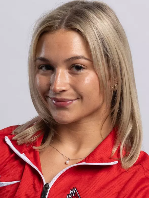 Megan Teter Head Shots