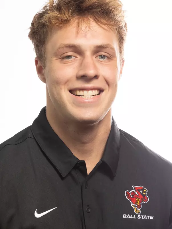 MC-56779 2023 Football Headshots