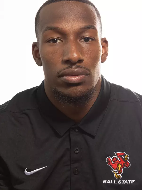 MC-56779 2023 Football Headshots