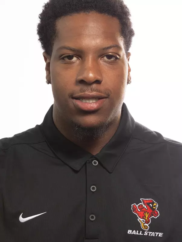 MC-56779 2023 Football Headshots