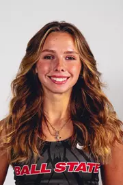 Savannah Lake_Headshot_T&F