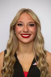 Madison Yarnell_Headshot