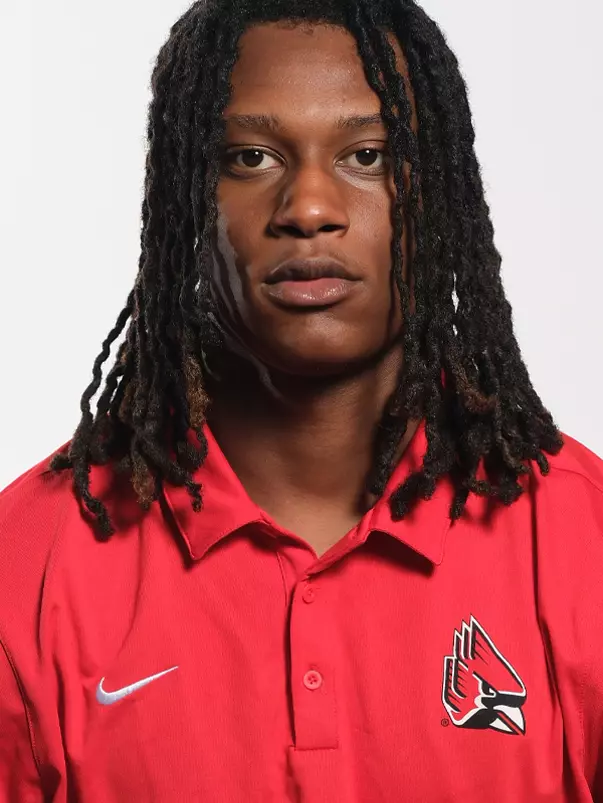 Avery Stuart Headshot