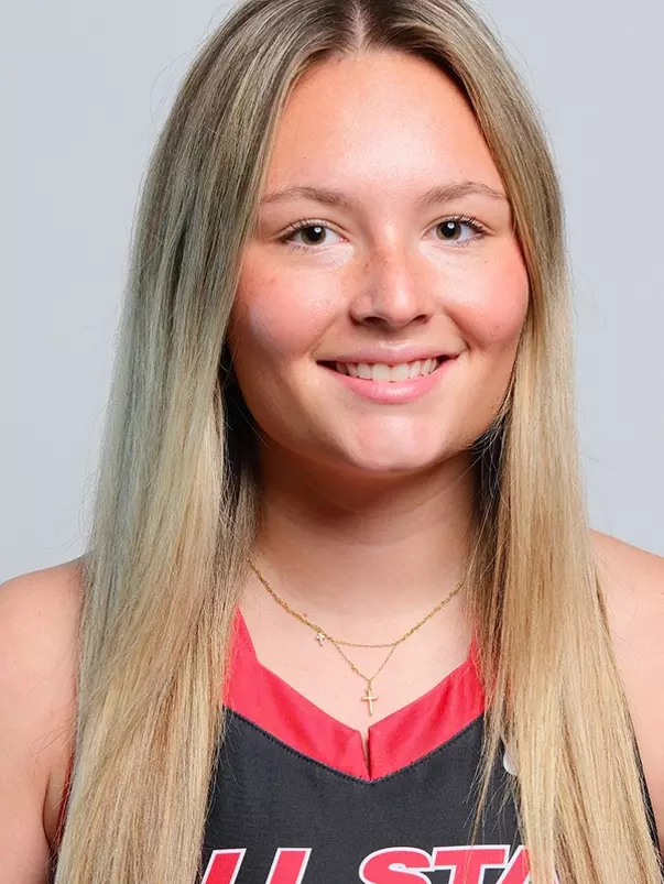 Maddie Summitt