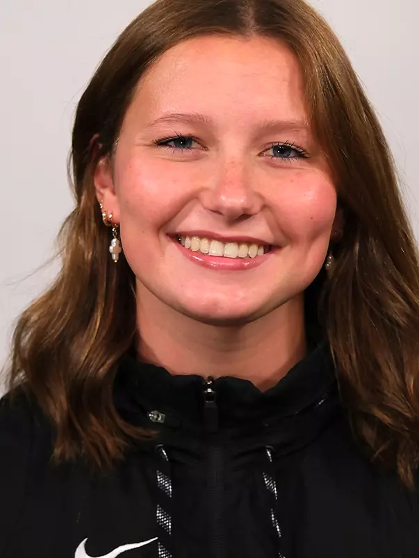 Addie Beasley Headshot