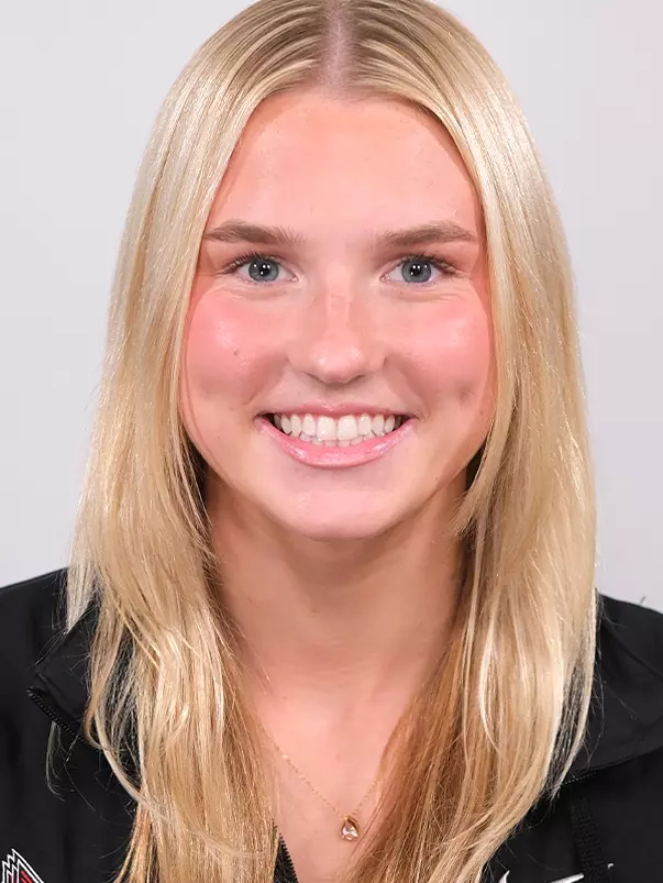 Eeva-Liisa Gibson Headshot