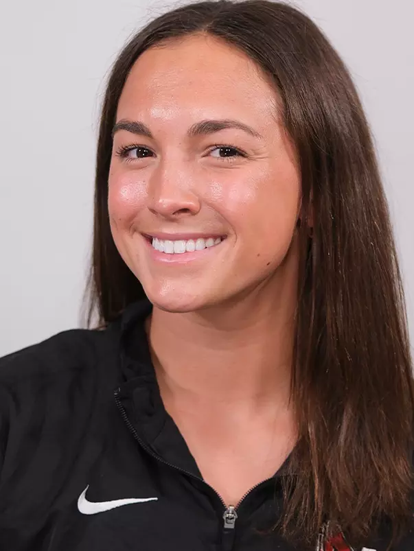 Maya McDonald Headshot