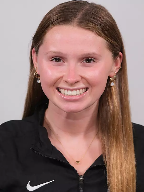 McKenna Potteiger Headshot