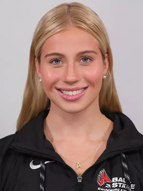 Aubrey Simmons Headshot