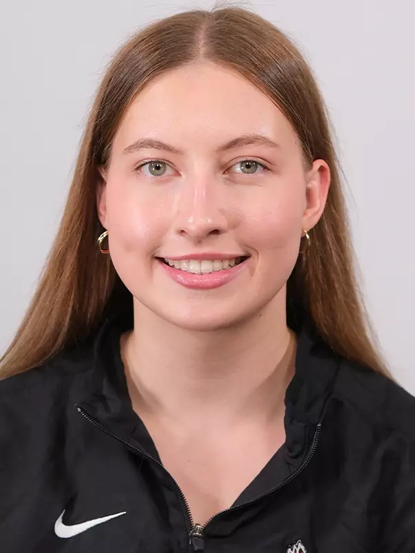 Polina Sopova Headshot