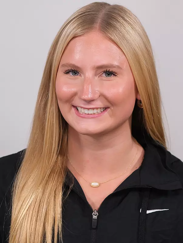 Kiley Zoeller Headshot