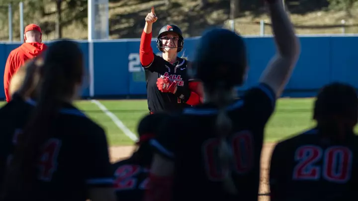 Ella Whitney home run vs. SIU