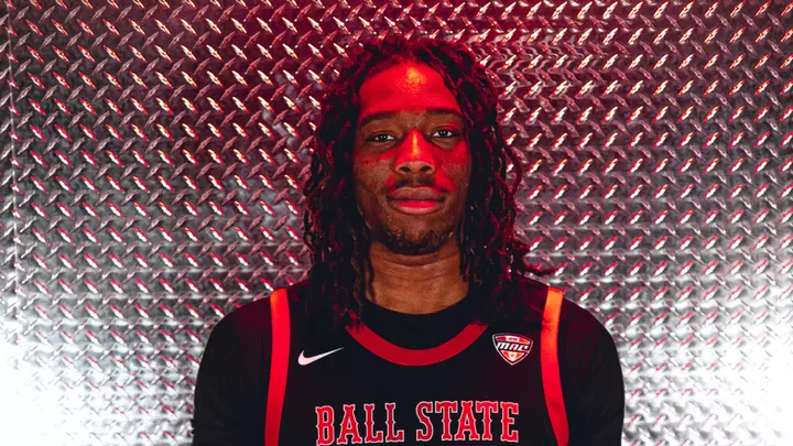 Babatunde Durodola in a black Ball State men's basketball jersey