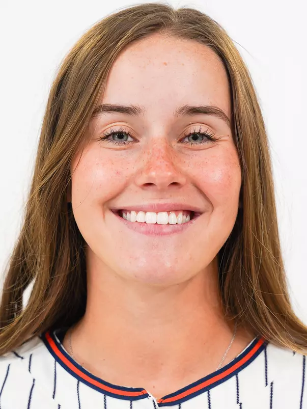 Mea Consentino Headshot