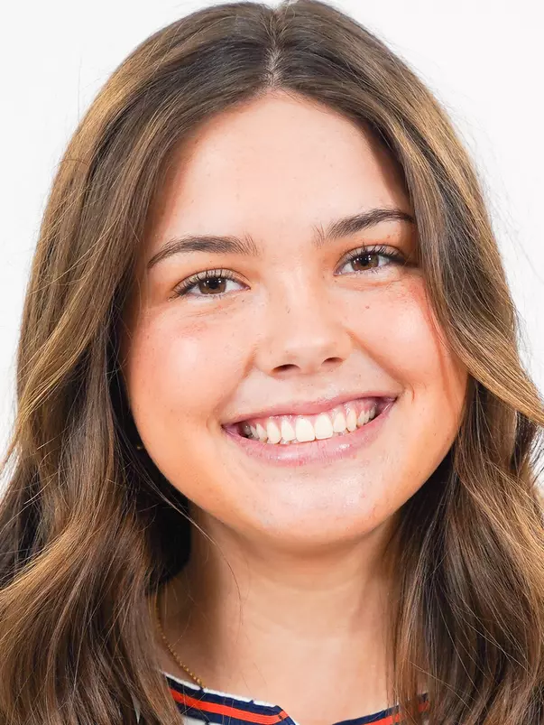 Molly Lawson Headshot